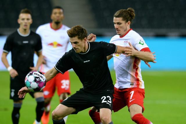 游戏规则-夏窗最后一周，两位中前场多面手都到拜仁碗里来？